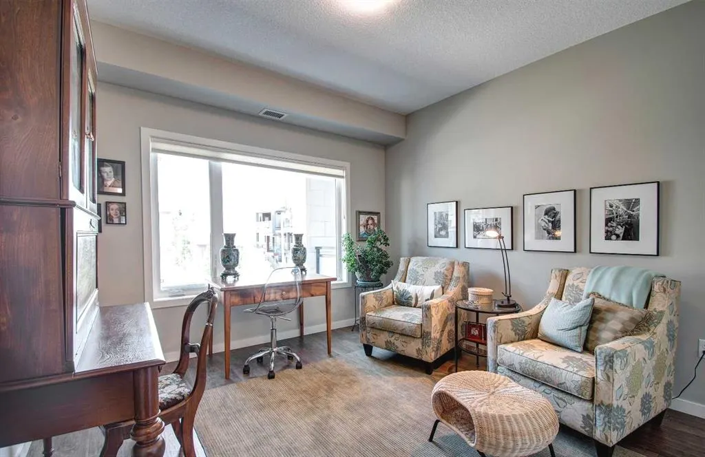 12 Mahogany Path SE #208