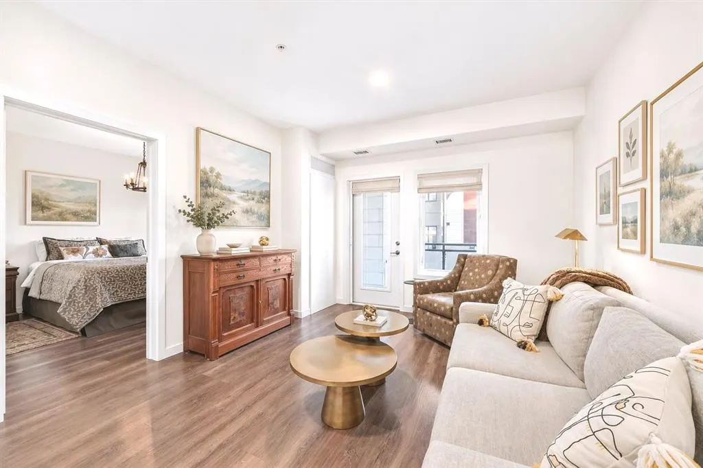 12 Mahogany Path SE #208