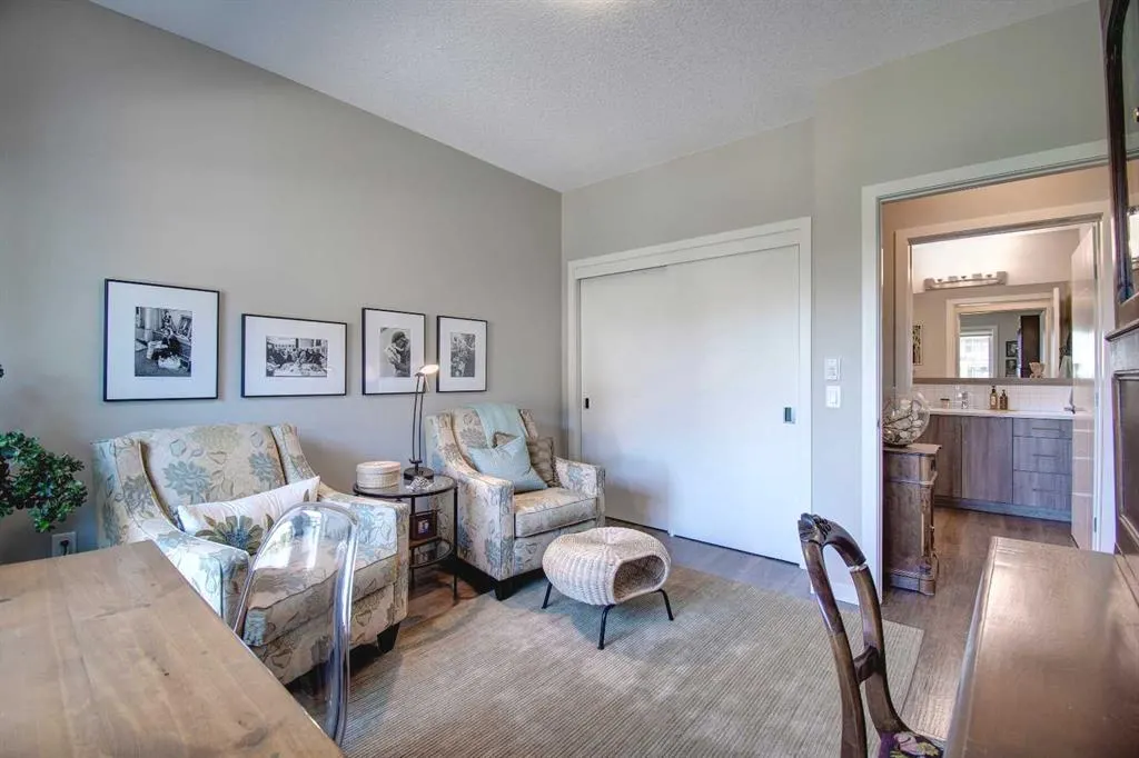 12 Mahogany Path SE #208