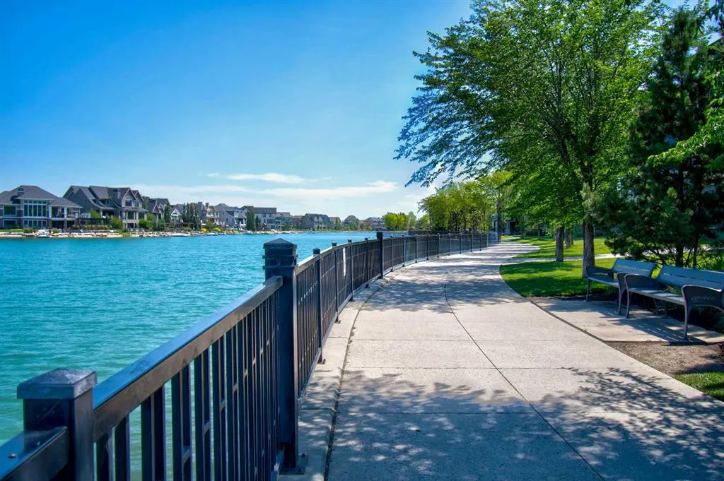 12 Mahogany Path SE #208