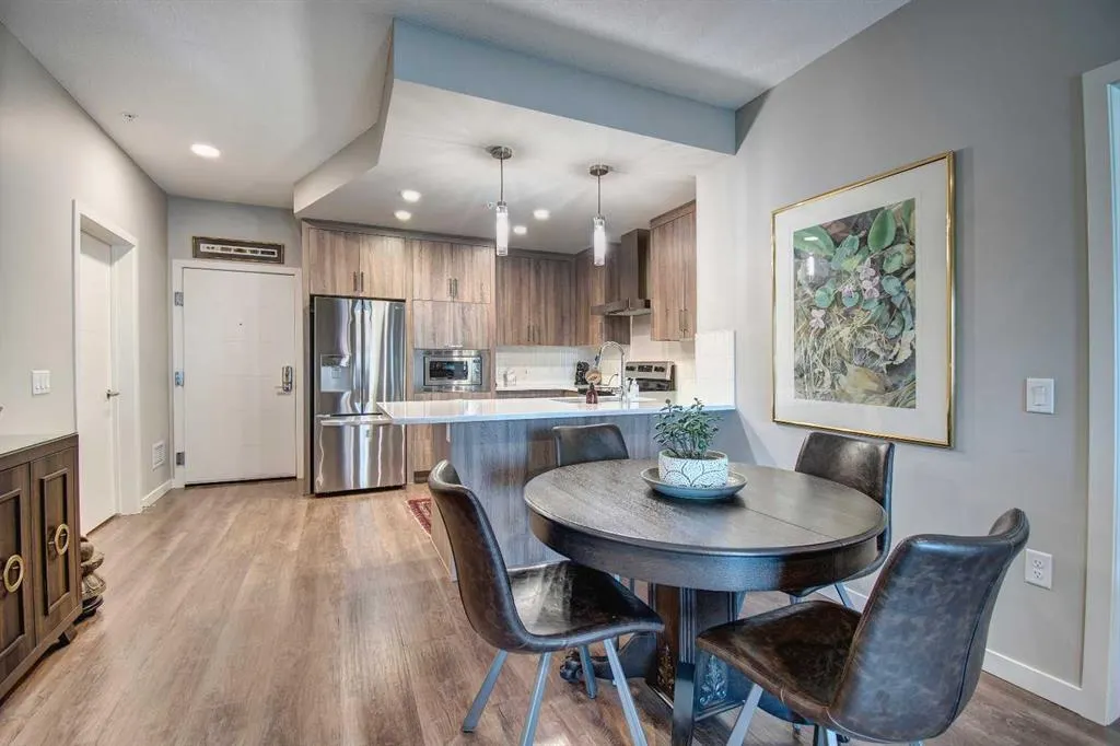 12 Mahogany Path SE #208