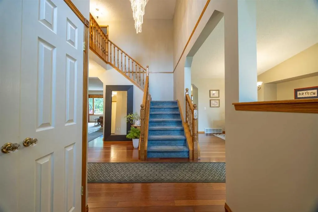 19 Mckenzie Lake Manor SE