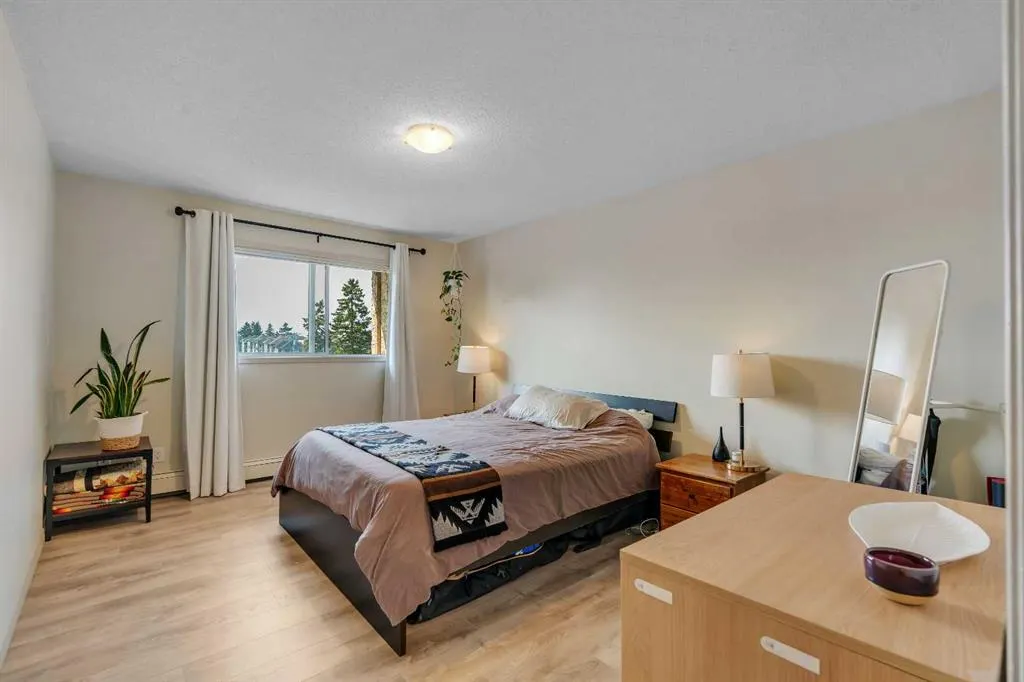 2211 29 Street SW #317