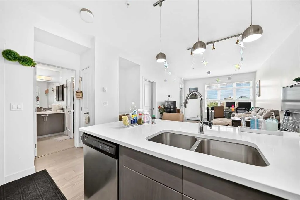 25 Auburn Meadows Avenue SE #231
