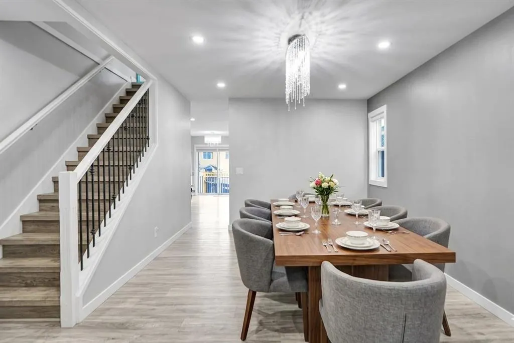 91 Copperstone Gate SE