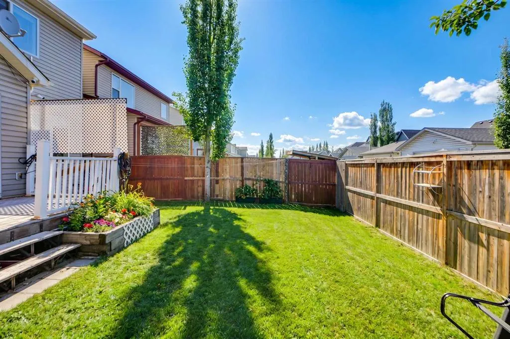 91 Copperstone Gate SE