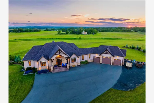 2 Sunset Ridge Drive