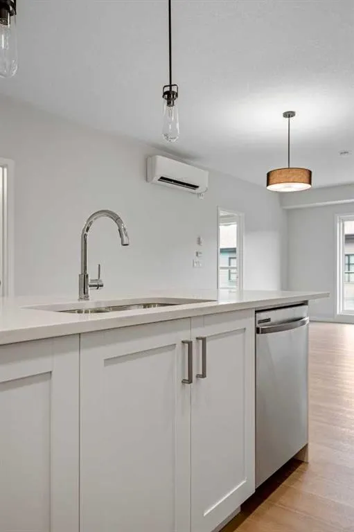 42 Cranbrook Gardens SE #1311