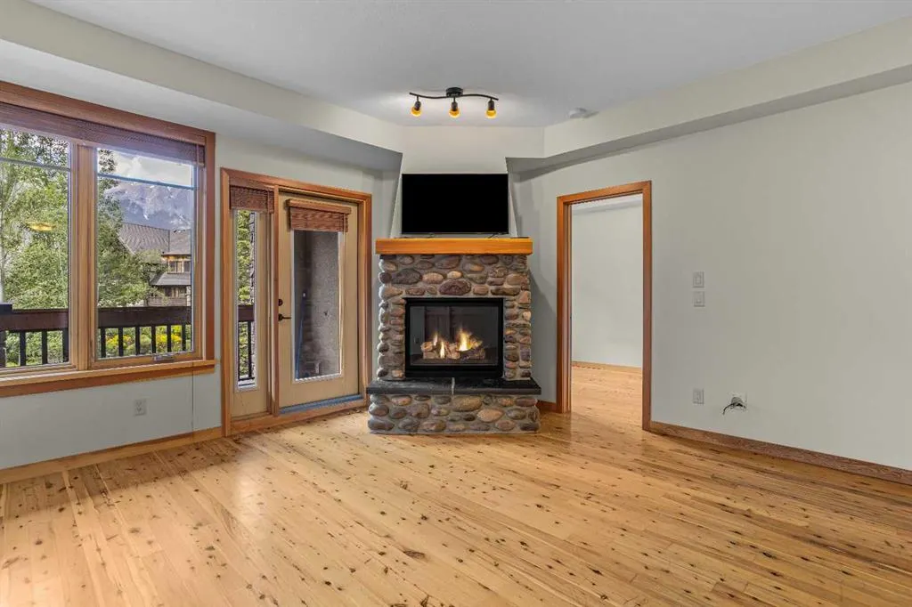 505 Spring Creek Drive #213