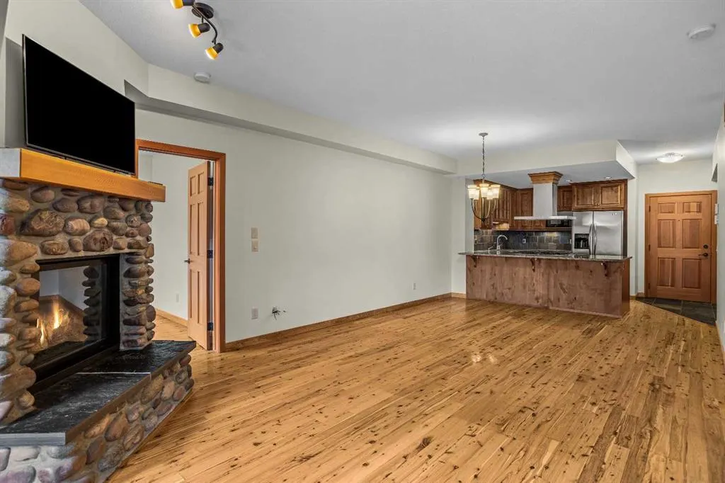 505 Spring Creek Drive #213