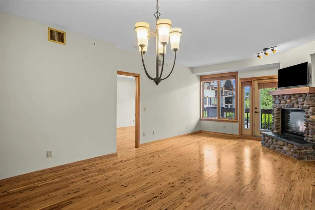 505 Spring Creek Drive #213