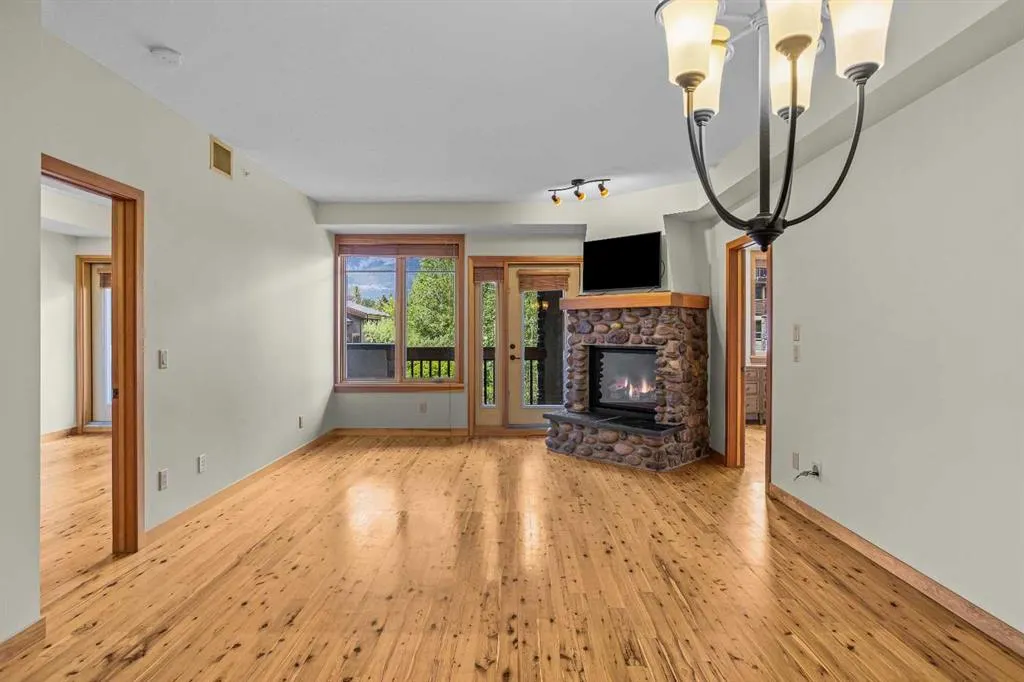 505 Spring Creek Drive #213