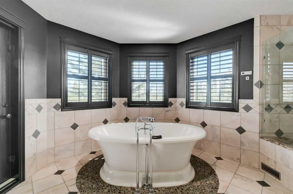 1504 Evergreen Hill SW