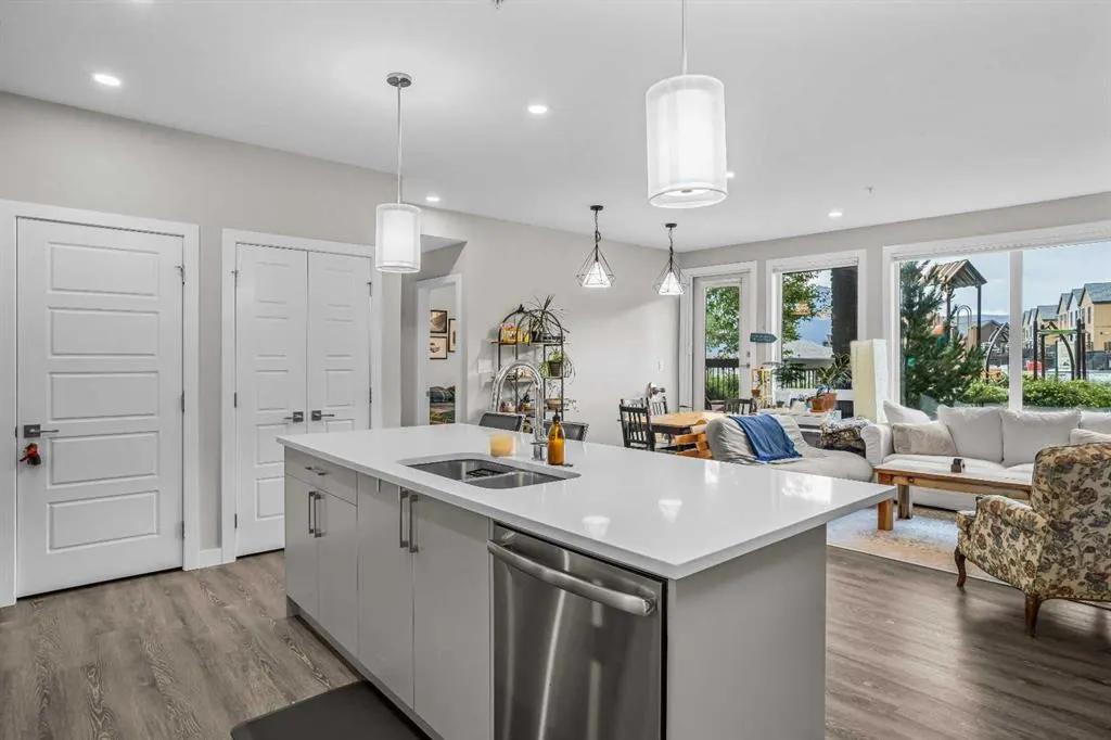 106 Stewart Creek Rise #117