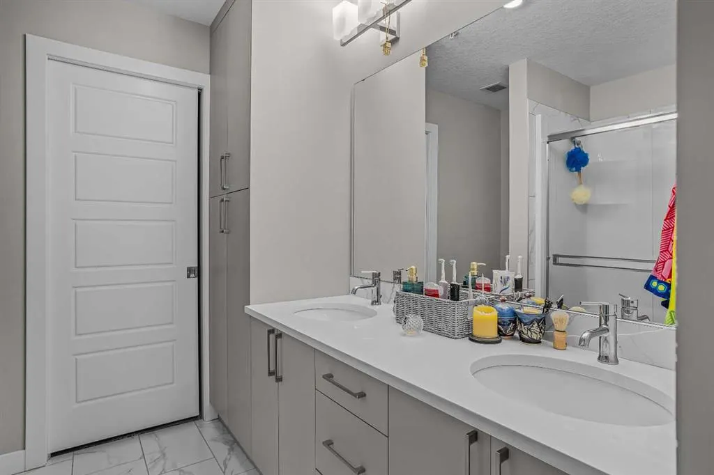 106 Stewart Creek Rise #117