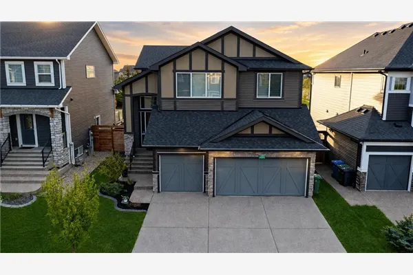 205 Aspenmere Way
