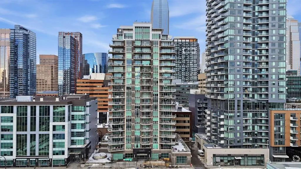 530 12 Avenue SW #706