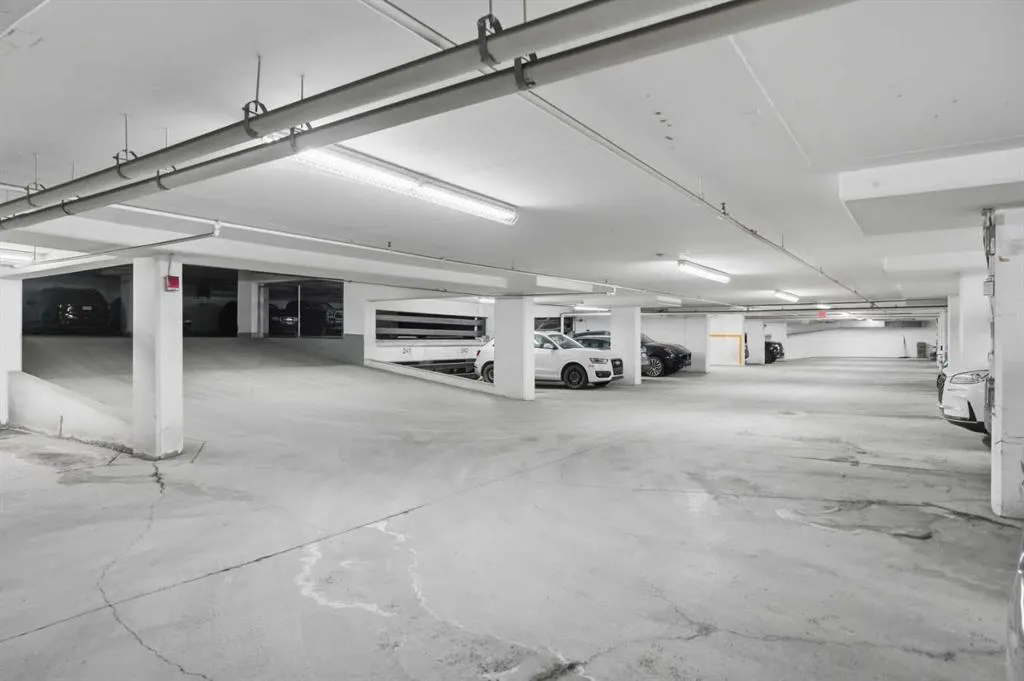 530 12 Avenue SW #706