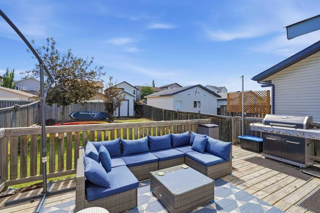 19 Fenwood Close