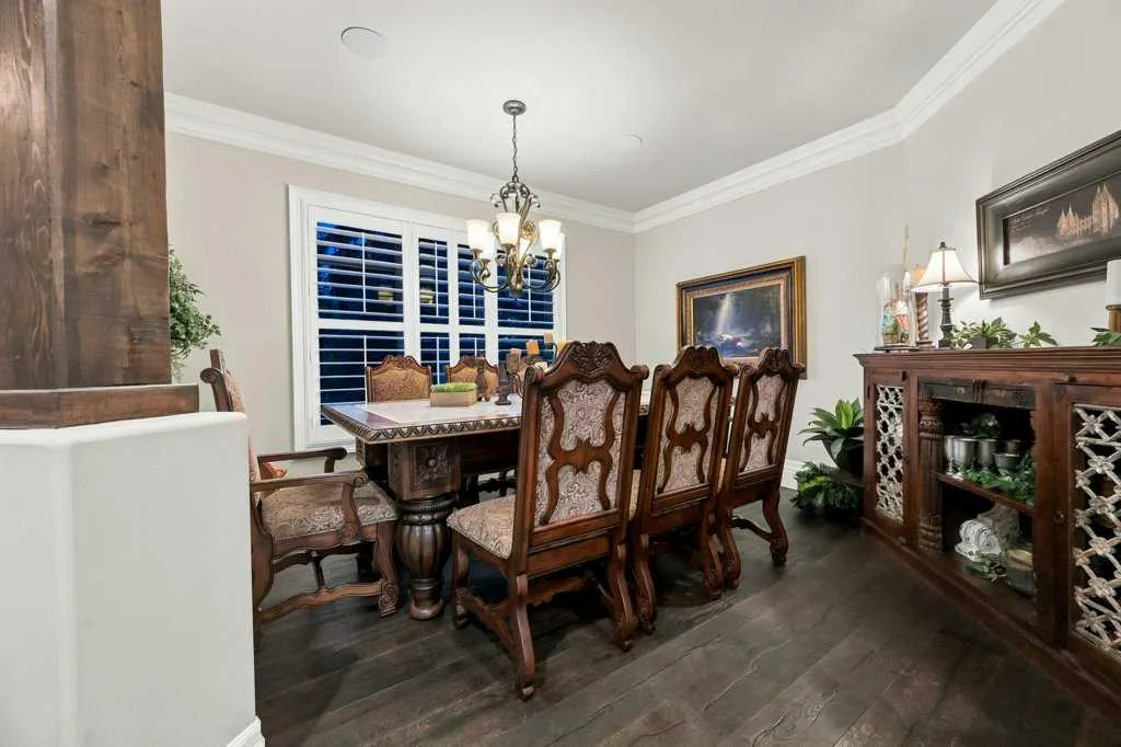 55 Bearspaw View