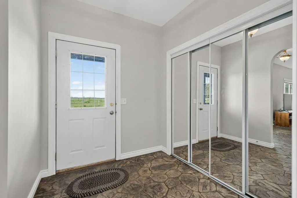 270127 Glenmore Trail