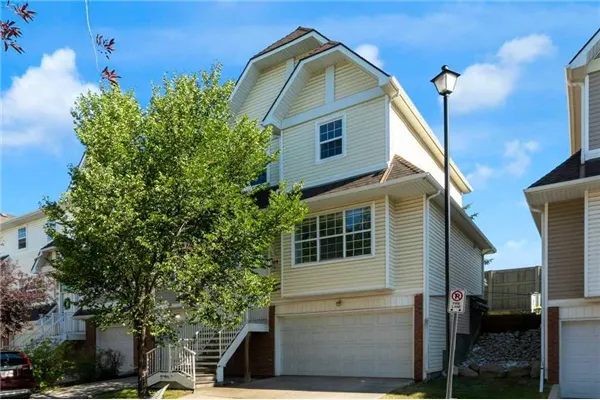 109 Tuscany Springs Gardens NW