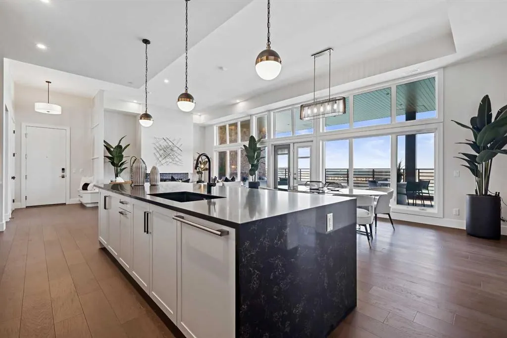 170 Marina Cove SE #302