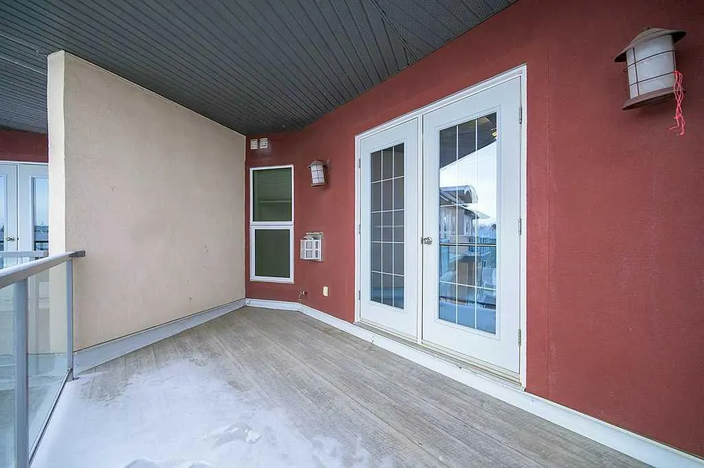 5040 53 Street #413