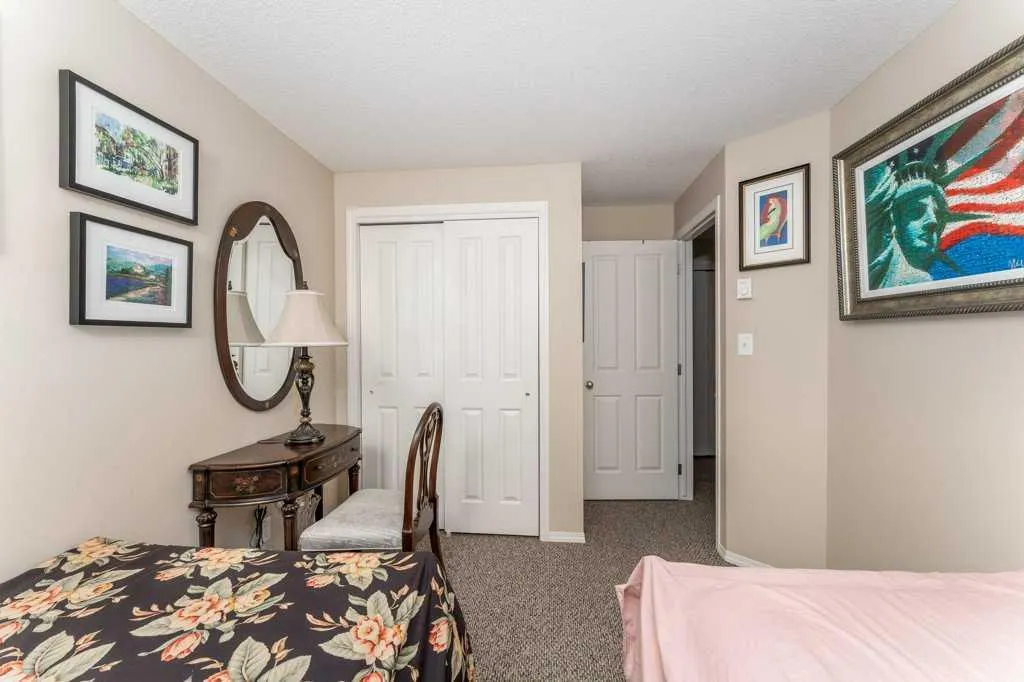 186 Kananaskis Way #216