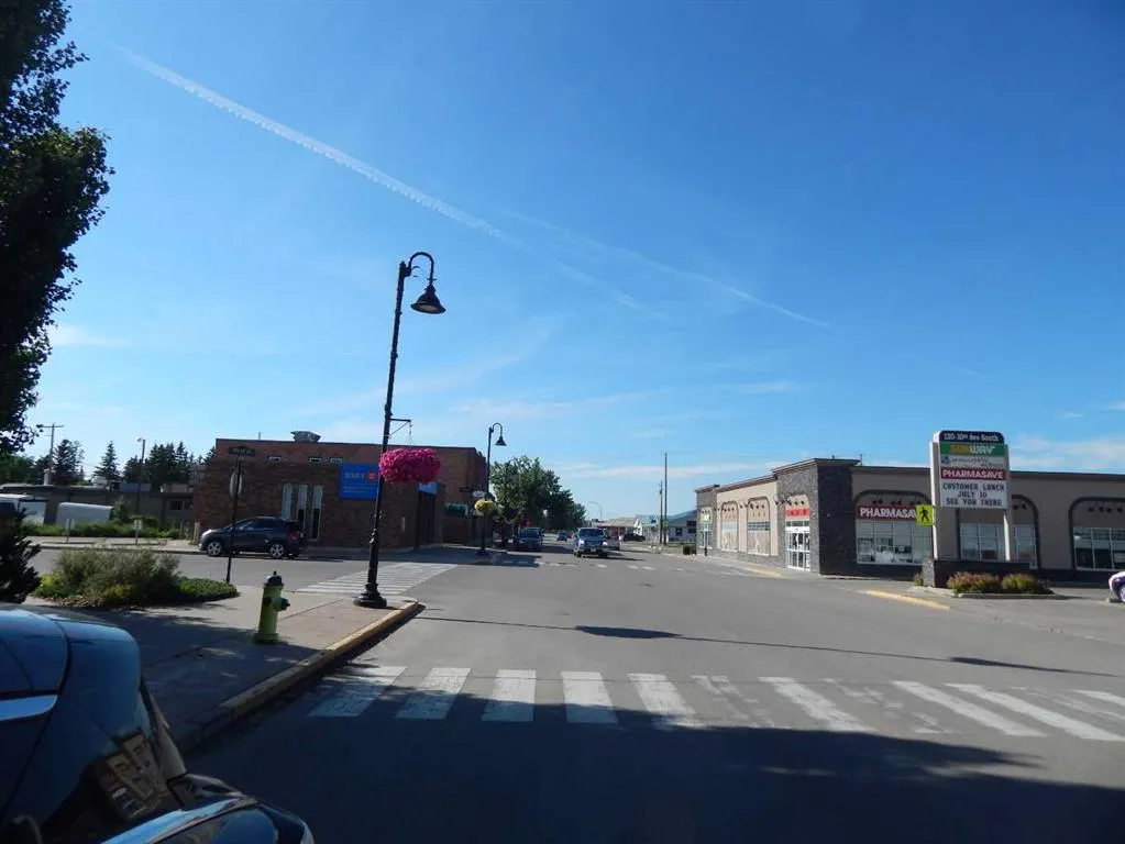 837 E Centre Street