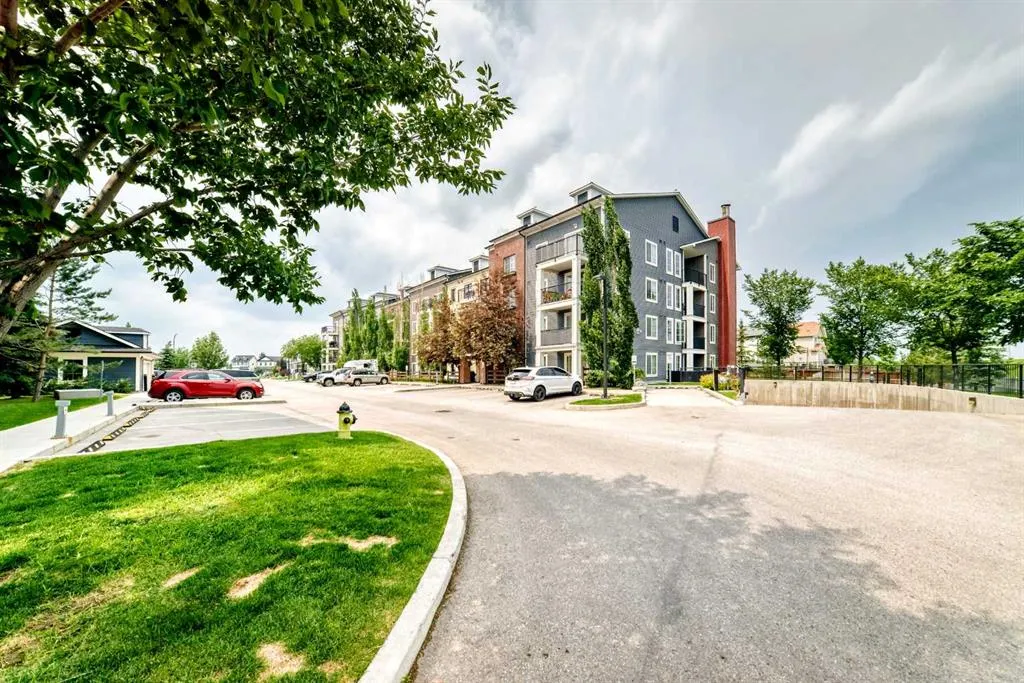 755 Copperpond Boulevard SE #4302