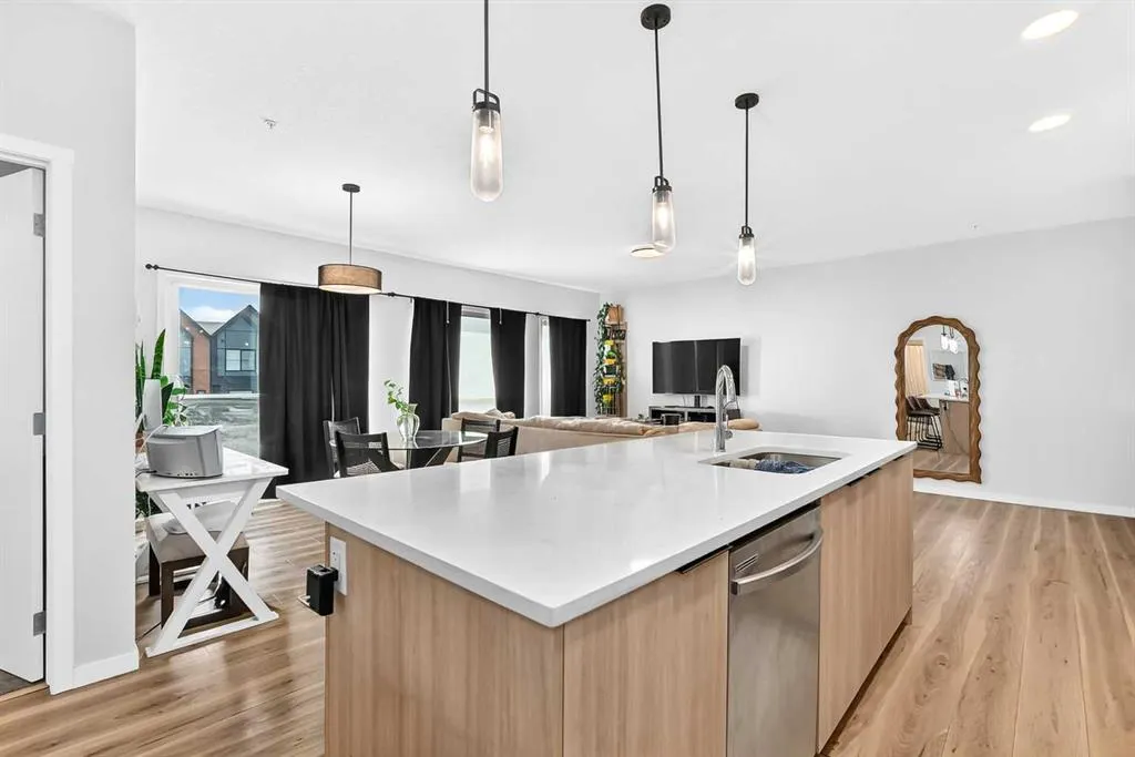 220 Seton Grove SE #3208
