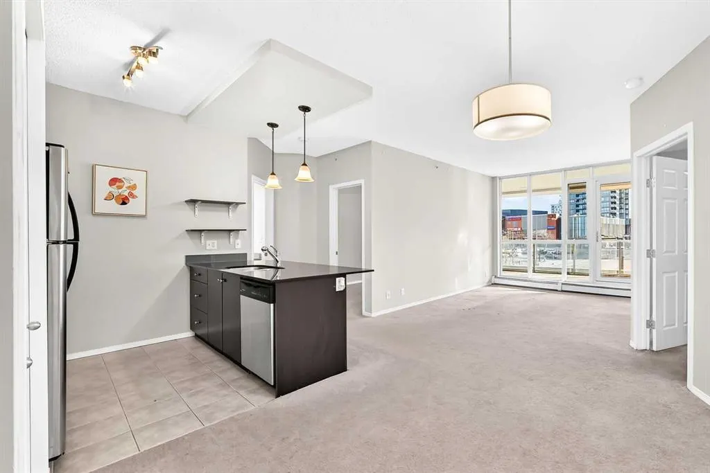 325 3 Street SE #206