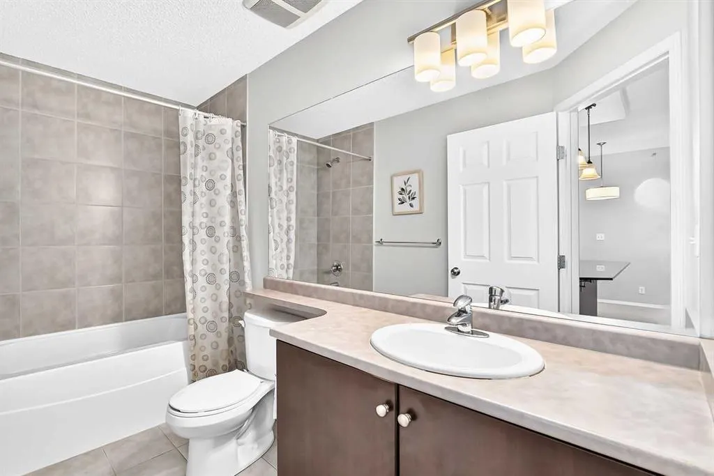 325 3 Street SE #206