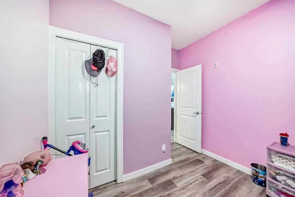 117 Copperpond Common SE #101