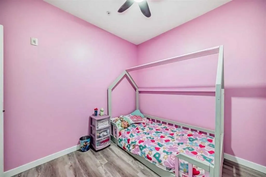 117 Copperpond Common SE #101