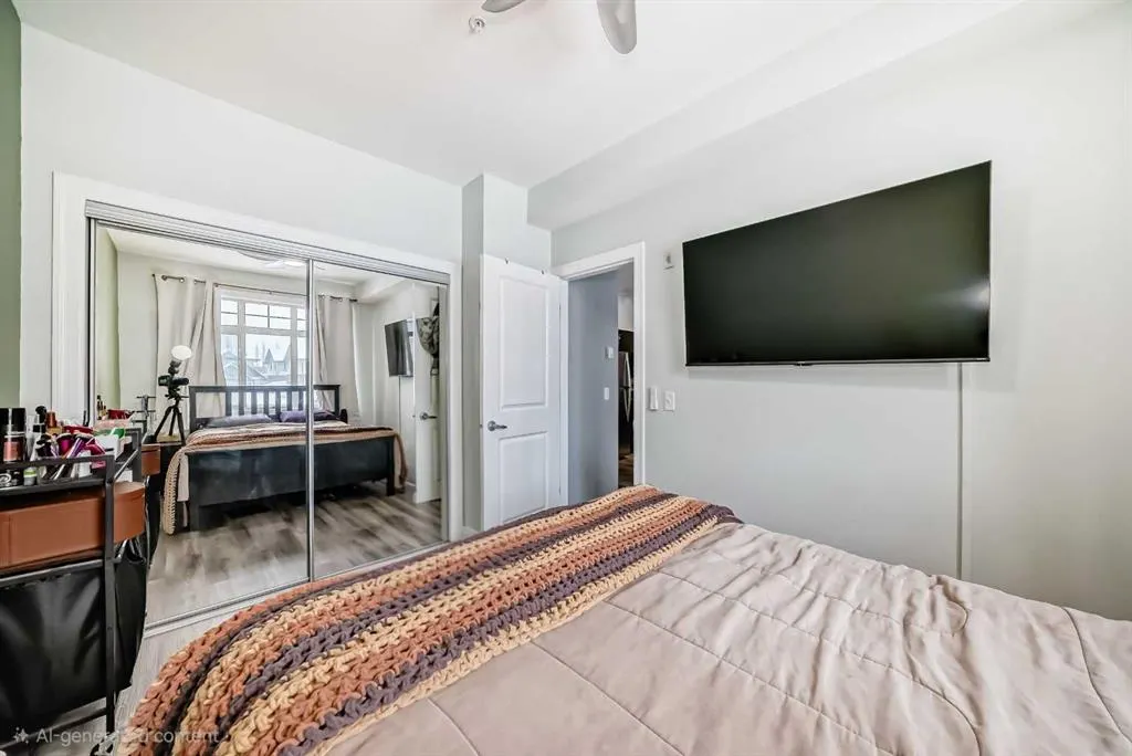 117 Copperpond Common SE #101