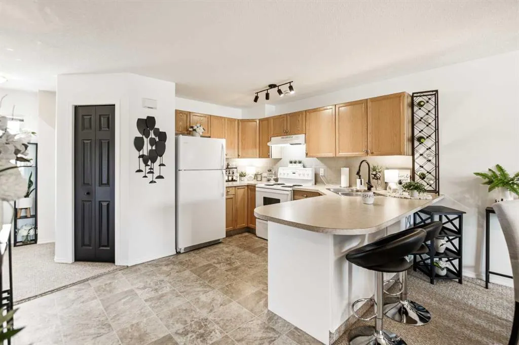 5220 50A Avenue #1205