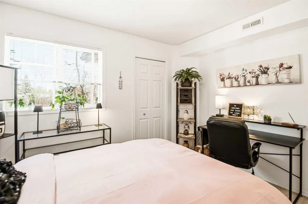 5220 50A Avenue #1205