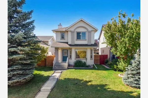 172 Citadel Bluff Close NW