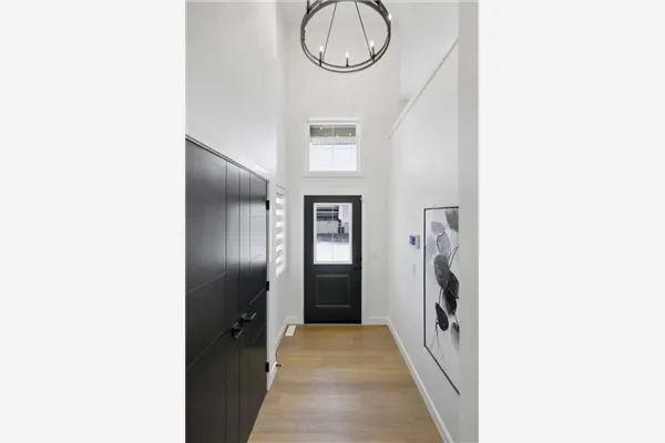 13 Topaz Place