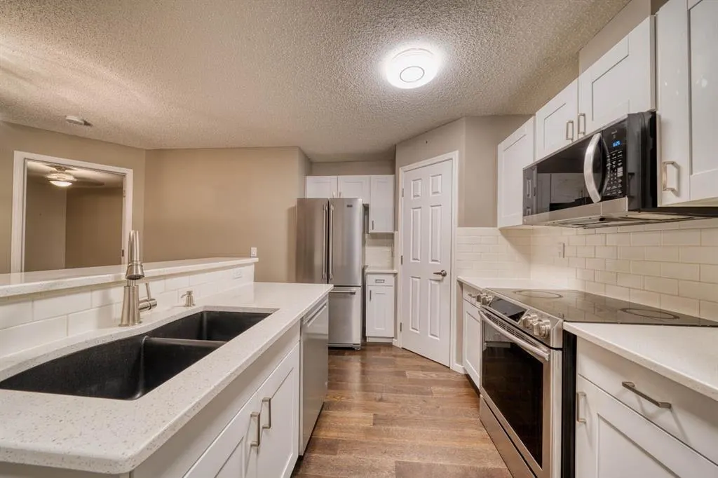 290 Shawville Way SE #305