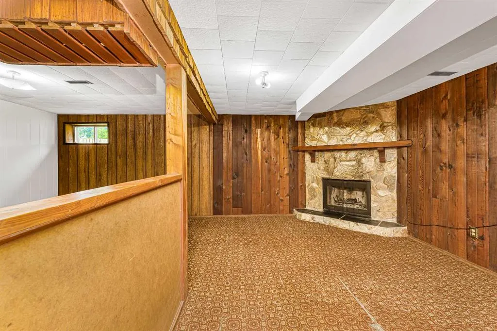 6 Woodland Close