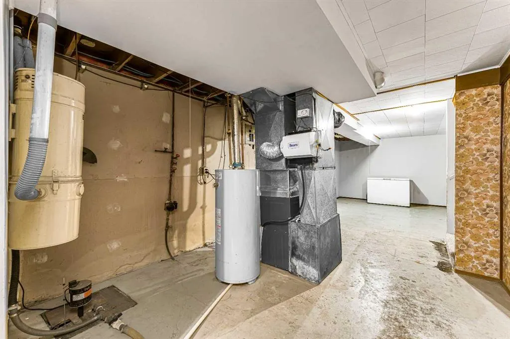 6 Woodland Close
