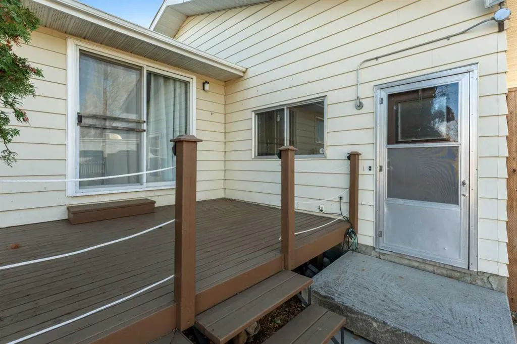 6 Woodland Close