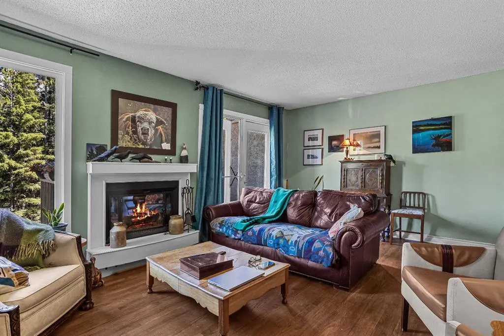 246 Kluane Drive
