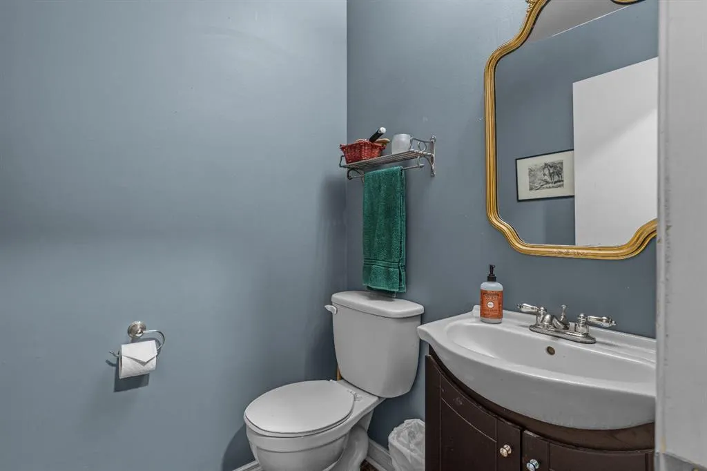 246 Kluane Drive