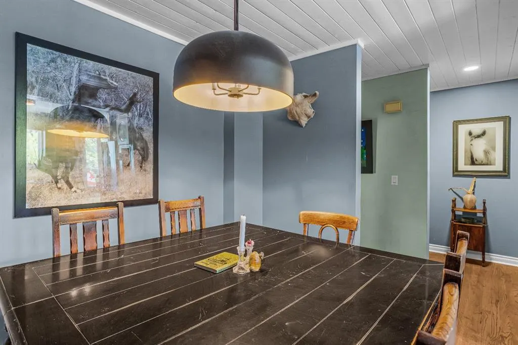 246 Kluane Drive