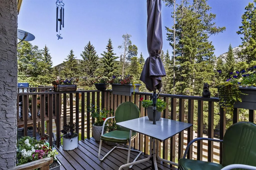 246 Kluane Drive