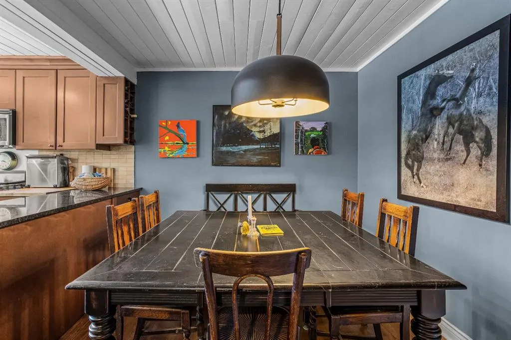 246 Kluane Drive